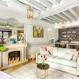 Luxury 4 Bedroom 3 Bathroom Aristocratic - Louvre Appartement