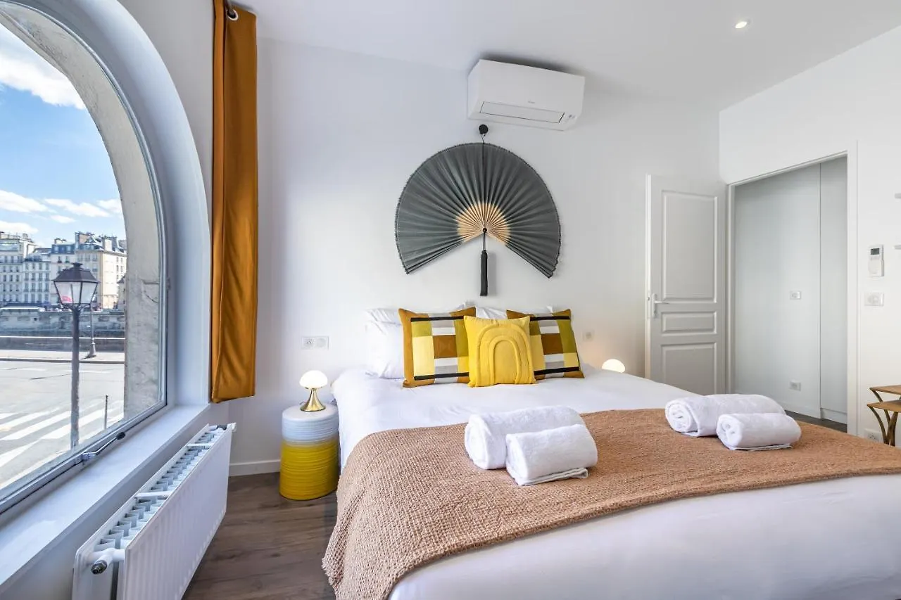 Sweett - Notre Dame Apartment Paris France